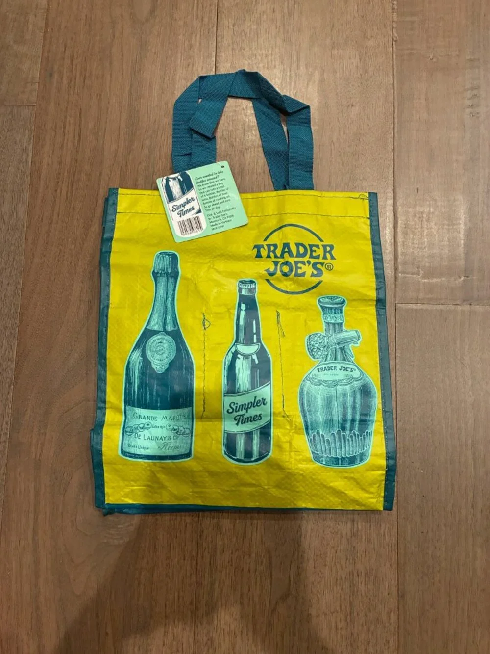NWT Trader Joe's 6 Bottle Beverage Tote Yellow Reusable Wine Carrier